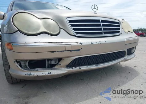 2005 Mercedes-Benz C 320 Luxury/Sport from USA, damaged, VIN WDBRF64J45F610076